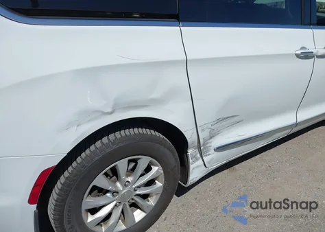 2017 Chrysler Pacifica Touring-L from USA, damaged, VIN 2C4RC1BG1HR795852